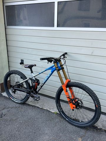 Brugt Mondraker SUMMUM RR Mullet 2024 2024 Mountainbike — billede 2 af 14