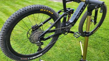 Used Wallis E-Enduro 635 2021 Mountainbike, Black — image 10 of 19