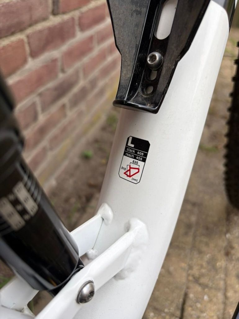 Used BMC Fourstroke FS03 29 2013 Mountainbike, Weiß — image 4 of 12