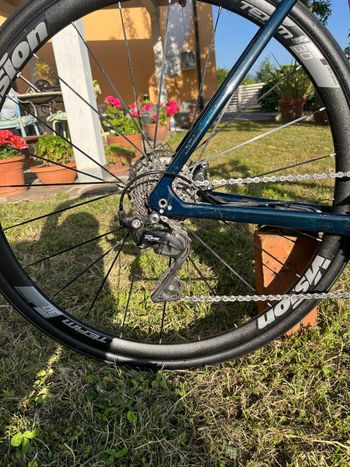Used Trek Émonda SL 5 Disc 2022 2022 Road & Gravel, Blue — image 6 of 10