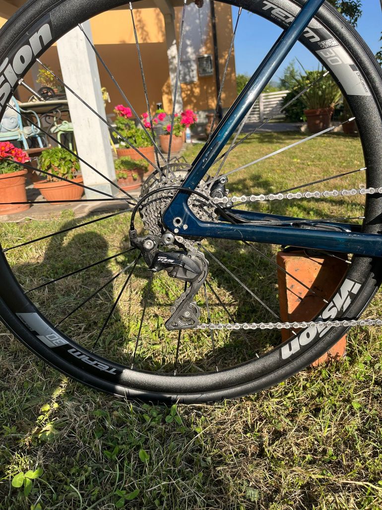 Used Trek Émonda SL 5 Disc 2022 2022 Road & Gravel, Blue — image 6 of 10