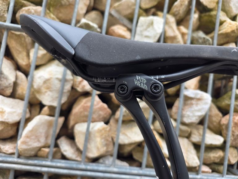Used Canyon Grail CF SL 8.0 2019 2019 Road & Gravel, Blue — image 4 of 8