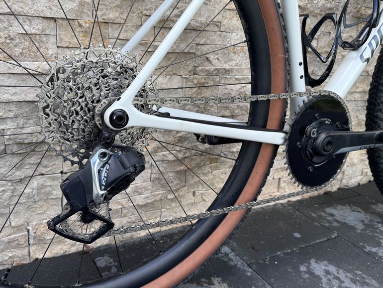 Used Specialized Crux Expert - SRAM Rival XPLR AXS 2026 2026 Road & Gravel, White — image 3 of 5
