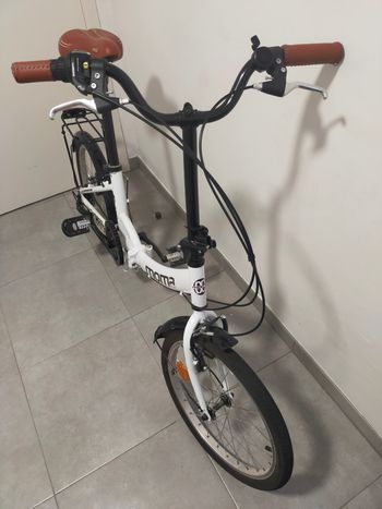 Used Moma Plegable First Class 2 Blanca 2023 Urban, White — image 2 of 3