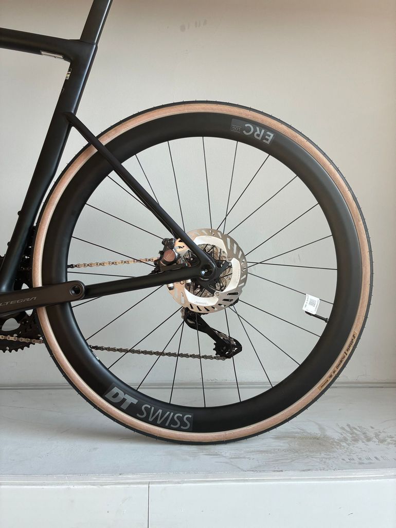 Used Specialized S-Works Tarmac SL8 - Shimano Dura-Ace Di2 2024 2024 Road & Gravel, Blue — image 3 of 9