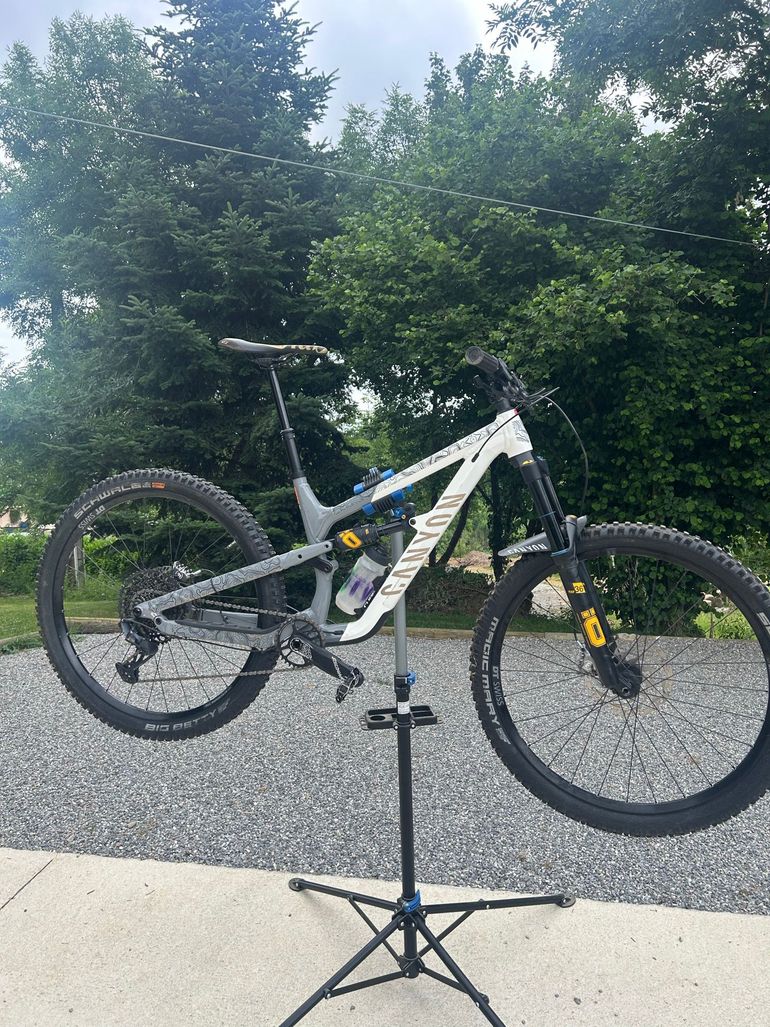 Used Canyon Spectral 27 FW 2024 2024 Mountainbike, White, 27.5 — image 1 of 7