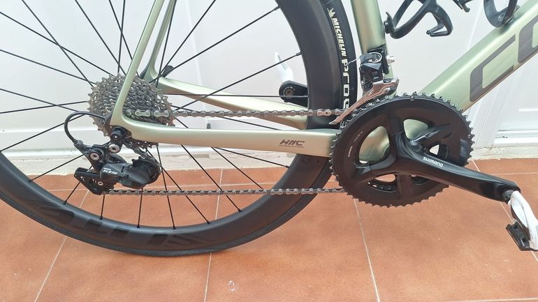 Used Coluer Invicta Shimano 105 2023 Road & Gravel, Verde — image 4 of 7