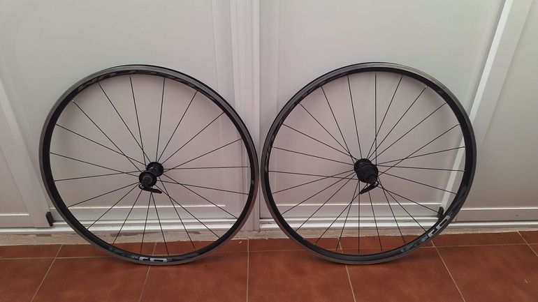 Used Coluer Invicta Shimano 105 2023 Road & Gravel, Verde — image 7 of 7