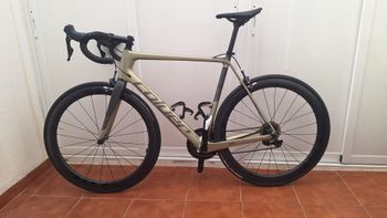 Used Coluer Invicta Shimano 105 2023 Road & Gravel, Verde — image 2 of 7