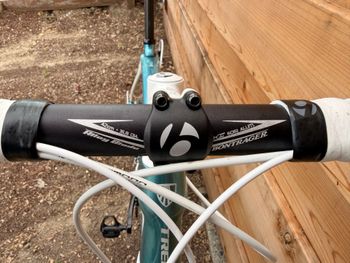 Used Trek Domane 4.3 Compact 2014 2014 Road & Gravel, Blue — image 12 of 24
