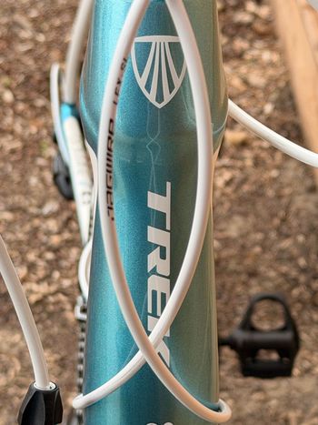Used Trek Domane 4.3 Compact 2014 2014 Road & Gravel, Blue — image 19 of 24