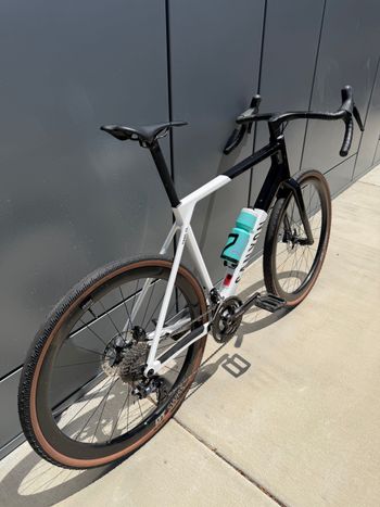 Used Canyon Grail CF SL 7 AERO 2026 2026 Road & Gravel, White — image 2 of 22