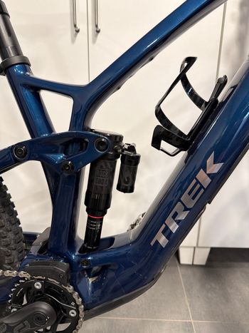 Used Trek Fuel EXe 9.8 GX AXS 2023 2023 Mountainbike, Blue, 29 — image 9 of 13
