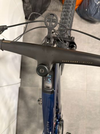 Used Trek Fuel EXe 9.8 GX AXS 2023 2023 Mountainbike, Blue, 29 — image 6 of 13