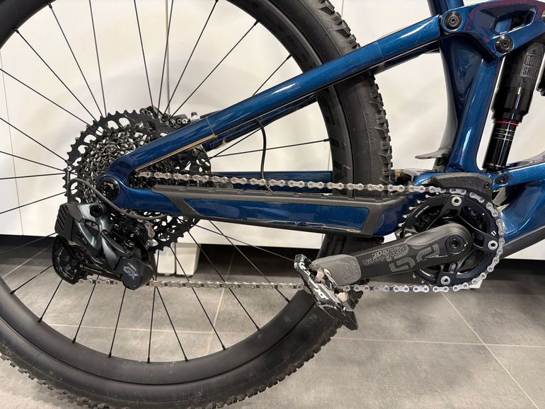 Used Trek Fuel EXe 9.8 GX AXS 2023 2023 Mountainbike, Blue, 29 — image 3 of 13
