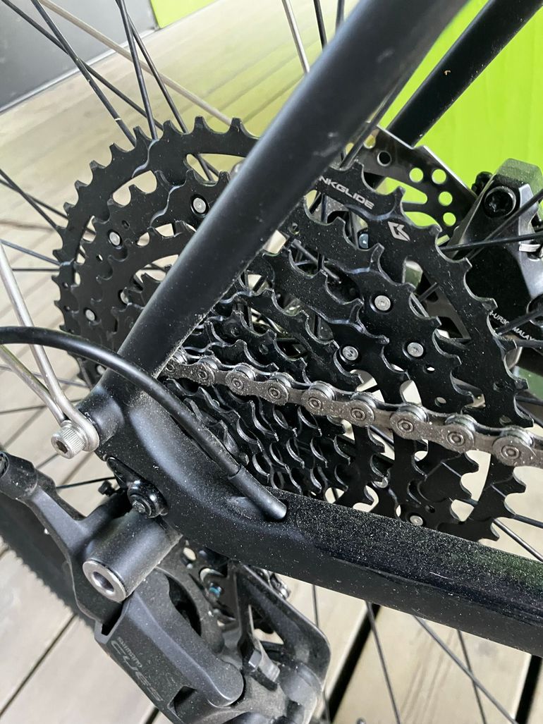 Used Trek FX Sport 4 2025 2025 Urban, Black — image 3 of 7
