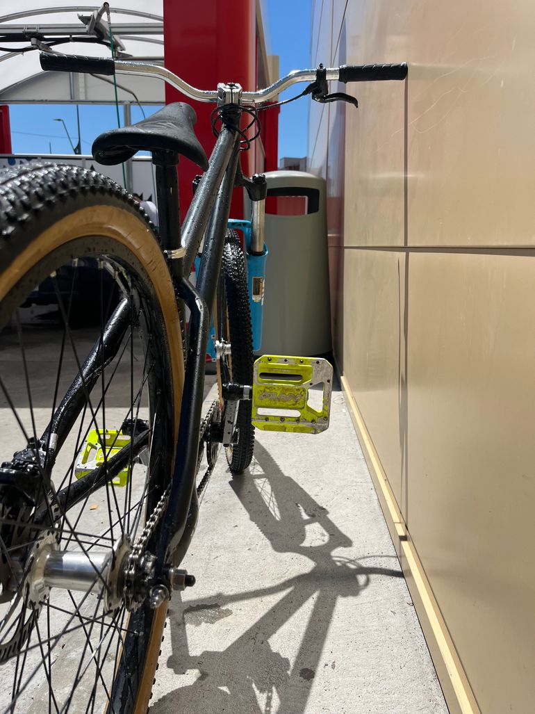 Used Saracen CR 2 AÑO 2018 2018 Mountainbike, Black — image 9 of 9