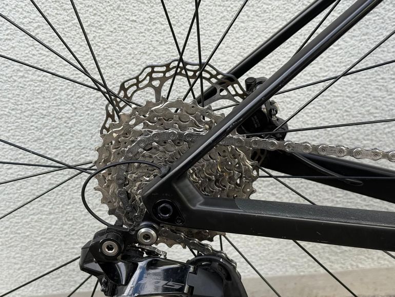 Used BMC Roadmachine FIVE 2023 2023 Road & Gravel, Schwarz — image 1 of 12
