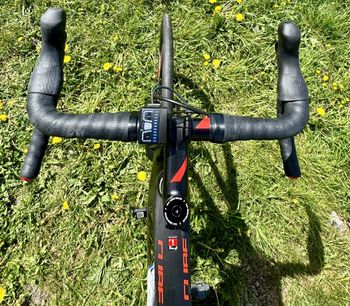 Used CUBE AGREE HYBRID C:62 RACE 2021 2021 Road & Gravel — image 8 of 8
