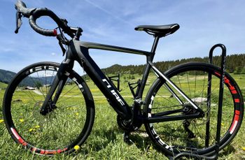 Used CUBE AGREE HYBRID C:62 RACE 2021 2021 Road & Gravel — image 2 of 8
