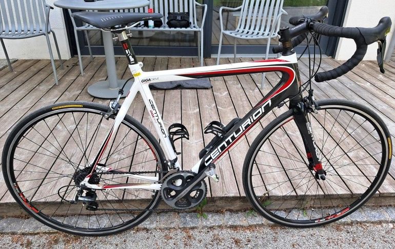 Used Centurion Gigadrive 4200 Carbon 2013 2012 Road & Gravel, White — image 1 of 14