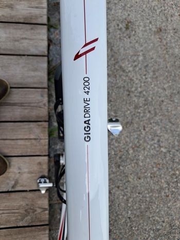 Used Centurion Gigadrive 4200 Carbon 2013 2012 Road & Gravel, White — image 9 of 14