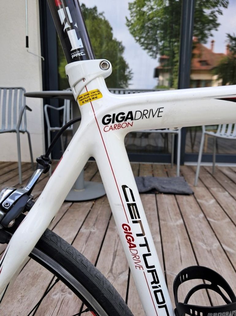 Used Centurion Gigadrive 4200 Carbon 2013 2012 Road & Gravel, White — image 8 of 14