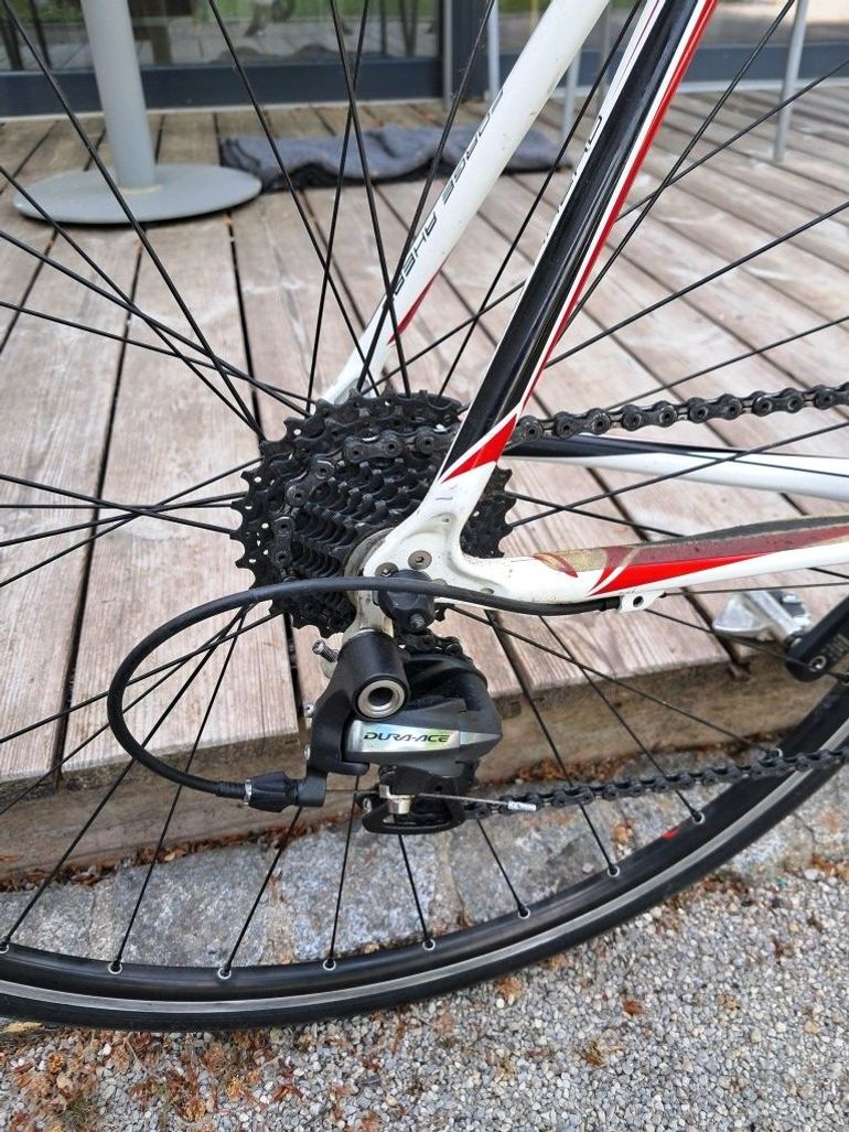 Used Centurion Gigadrive 4200 Carbon 2013 2012 Road & Gravel, White — image 6 of 14