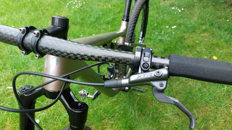 Gebrauchtes Specialized Epic SRAM XX1 Eagle AXS 2023 Mountainbike, Hellgrau, 29 — Bild 4 von 23
