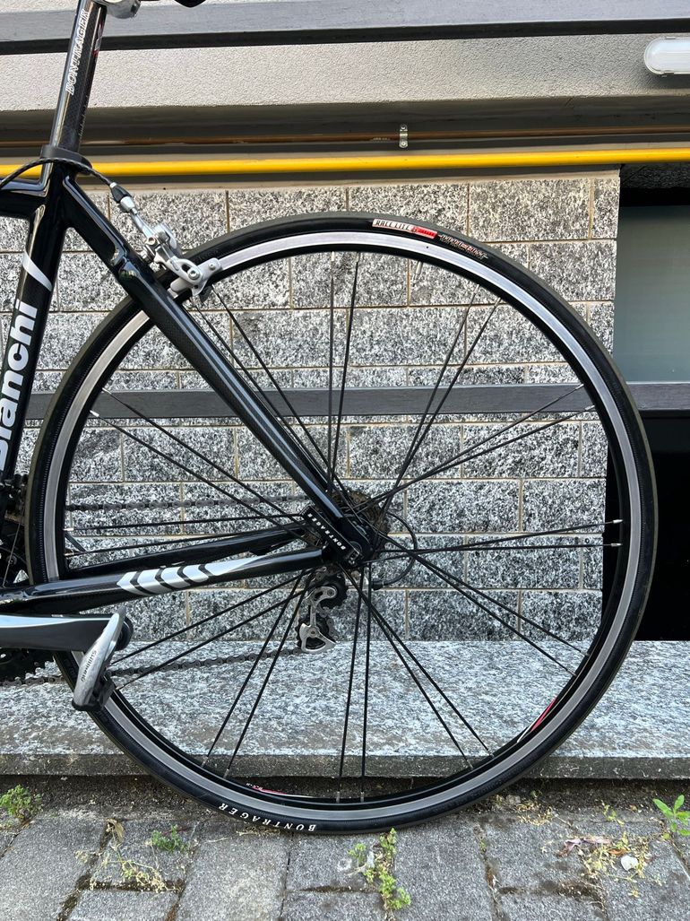 Used Bianchi 928 Shimano Ultegra 2017 Road & Gravel, Black — image 8 of 13