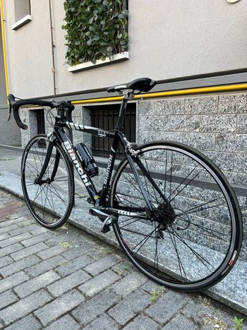 Used Bianchi 928 Shimano Ultegra 2017 Road & Gravel, Black — image 2 of 13