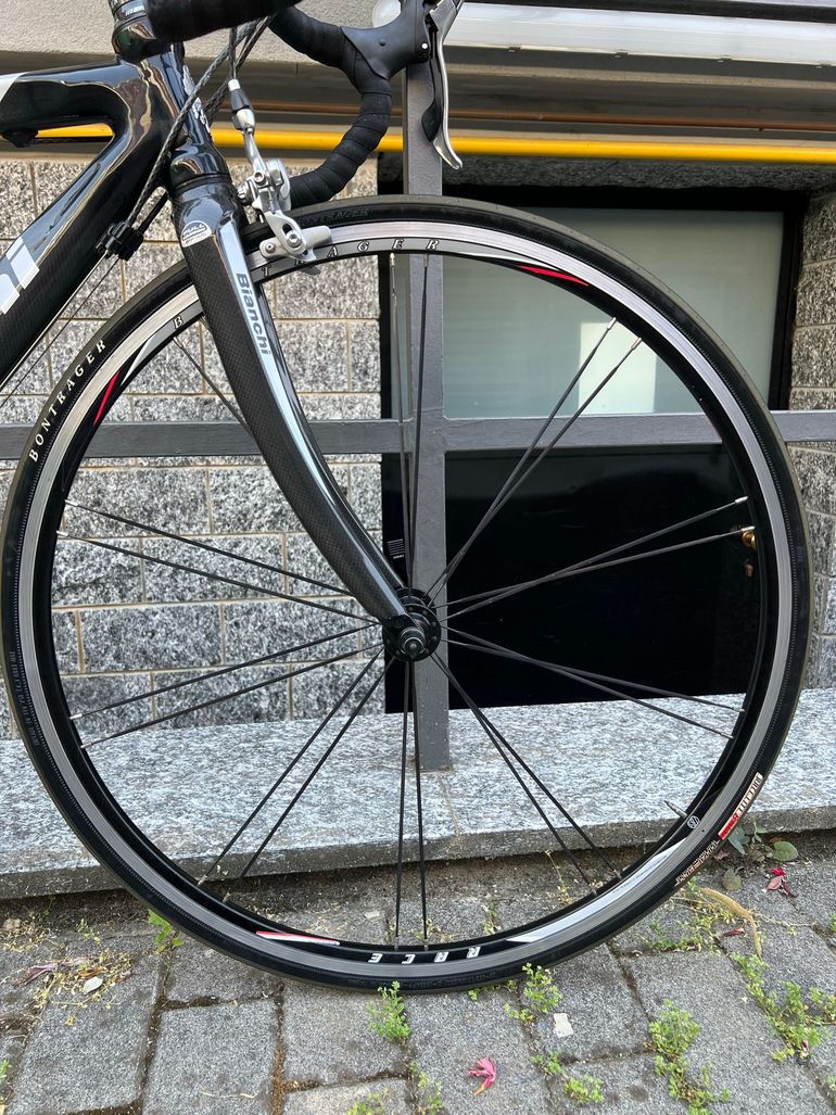 Used Bianchi 928 Shimano Ultegra 2017 Road & Gravel, Black — image 9 of 13