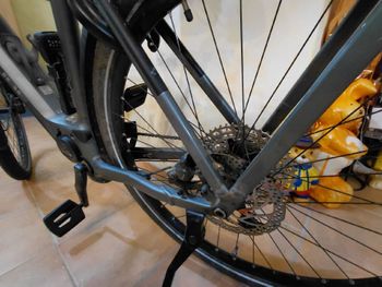 Used CUBE KATHMANDU HYBRID, PRO 750 2023 2023 Urban, Light Gray — image 3 of 8