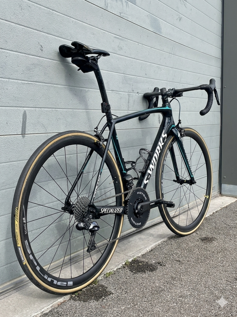 Used Specialized Tarmac Shimano Ultegra Di2 2018 Road & Gravel, Schwarz — image 3 of 4