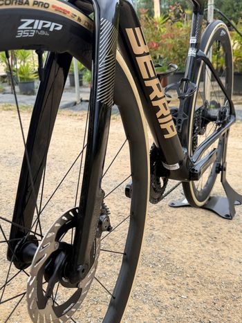 Used Berria BELADOR BR DURA-ACE Di2 2026 2026 Road & Gravel, Black — image 8 of 9