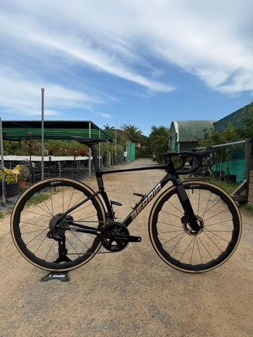 Brugt Berria BELADOR BR DURA-ACE Di2 2026 2026 Road & Gravel