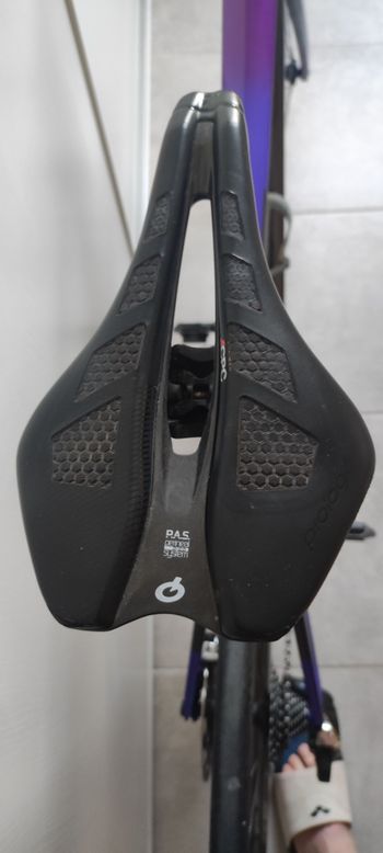 Used Scott Addict Rc Supersonic 2021 Road & Gravel, Black — image 5 of 9