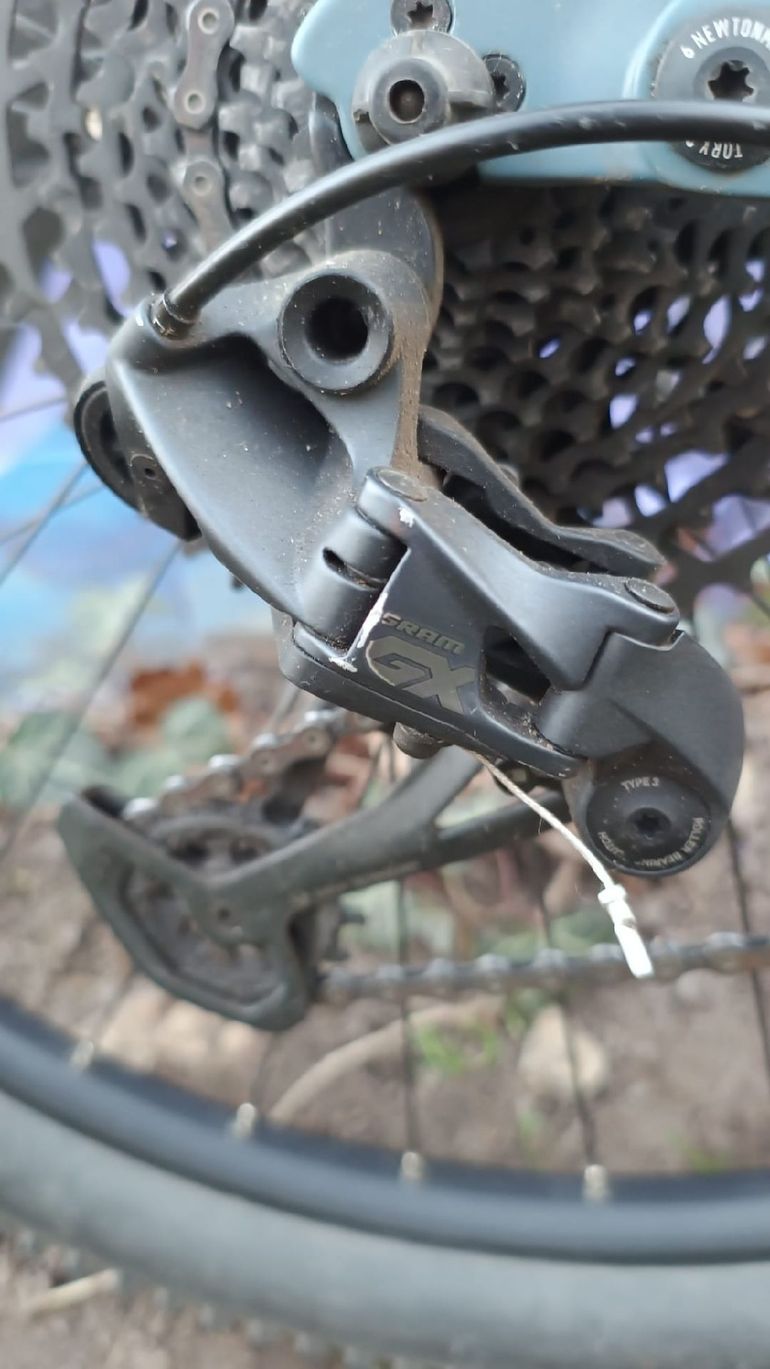 Used Ghost KATO FS Essential 2021 2021 Mountainbike, Light Gray, 27.5 — image 12 of 24