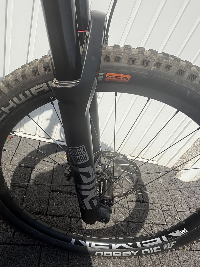 Used CUBE STEREO 140 HPC SL 27.5 2021 2021 Mountainbike, Light Gray, 27.5 — image 4 of 6