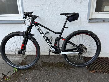 Used Scott Spark 940 2019 2019 Mountainbike, Black, 29 — image 2 of 13