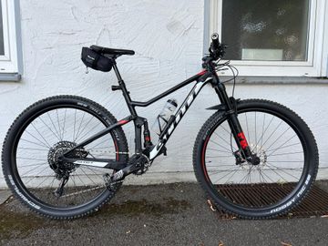 Used Scott Spark 940 2019 2019 Mountainbike, Black, 29 — image 1 of 13