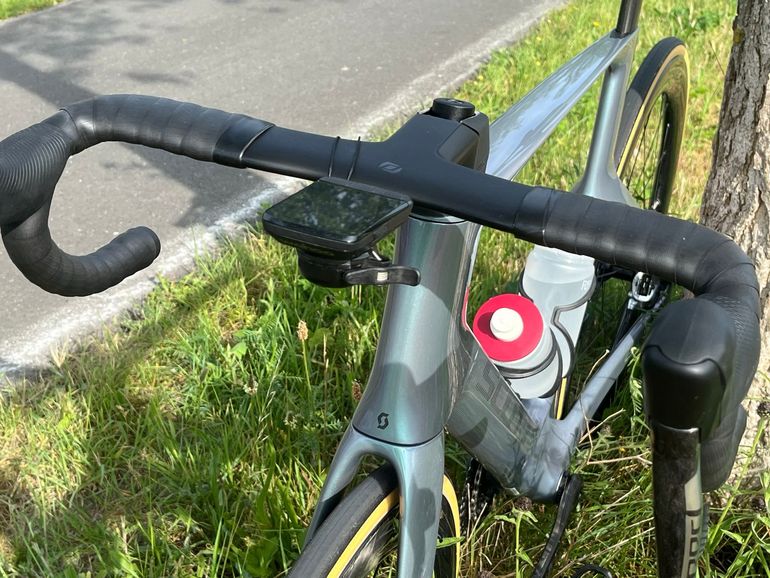 Used Scott Foil RC 20 2023 2023 Road & Gravel, Light Gray — image 9 of 19