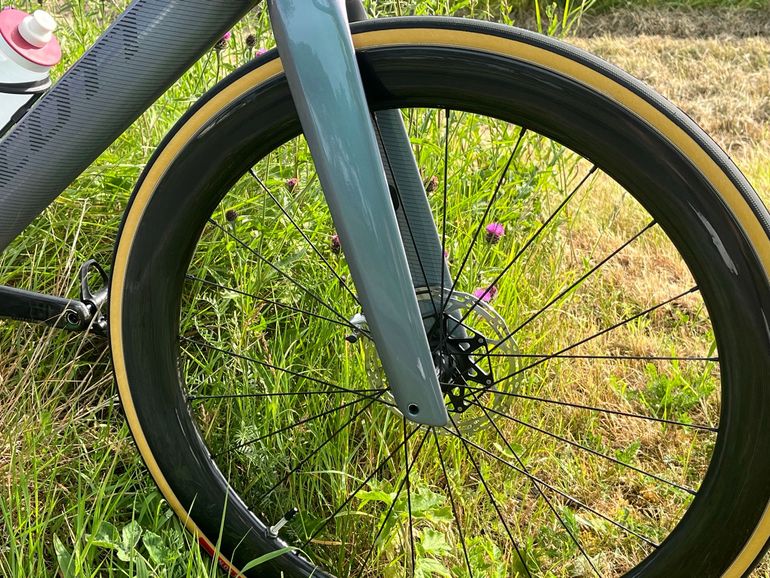 Used Scott Foil RC 20 2023 2023 Road & Gravel, Light Gray — image 7 of 19