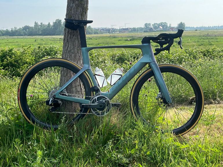 Used Scott Foil RC 20 2023 2023 Road & Gravel, Light Gray — image 1 of 19