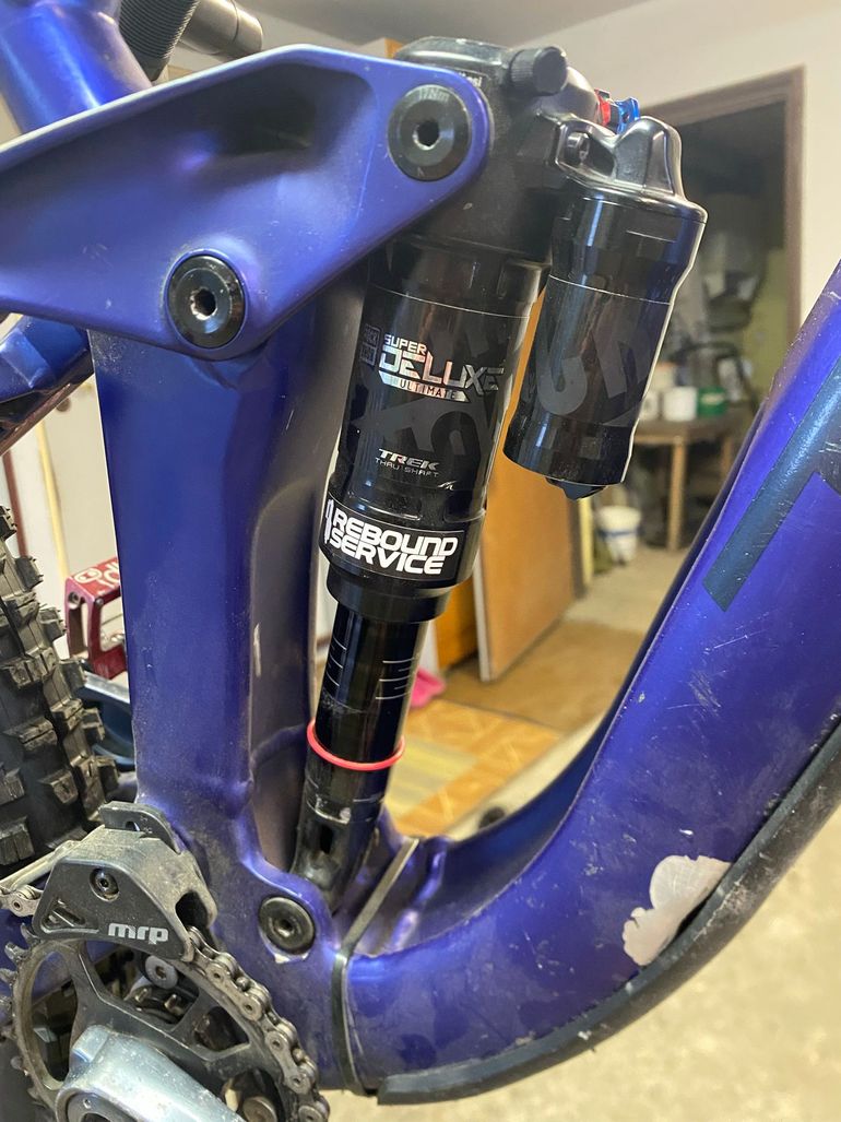 Used Trek Slash 8 Gen 5 2023 Frameset 2023 Mountainbike, Blue, 29 — image 2 of 3
