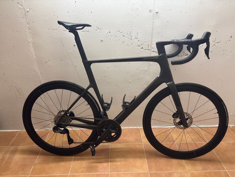 Used Cannondale SuperSix EVO 2 2024 2024 Road & Gravel, Schwarz — image 1 of 4