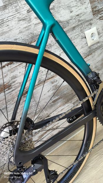 Used Bianchi Specialissima PRO Ultegra Di2 2025 2025 Road & Gravel, Green — image 23 of 38
