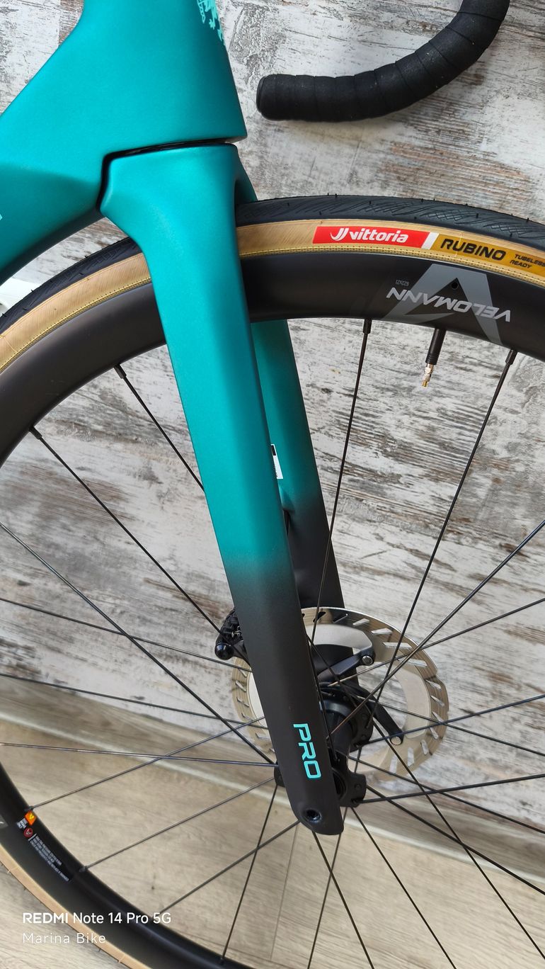 Used Bianchi Specialissima PRO Ultegra Di2 2025 2025 Road & Gravel, Green — image 19 of 38