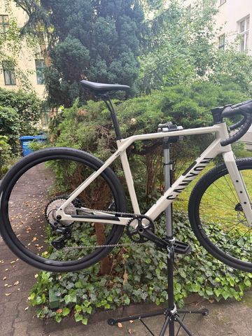 Gebrauchtes Canyon Grizl CF 7 2026 2026 Road & Gravel, Hellgrau — Bild 2 von 4