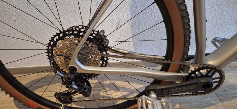 Used CUBE REACTION C:62, RACE 2025 2025 Mountainbike — image 3 of 3